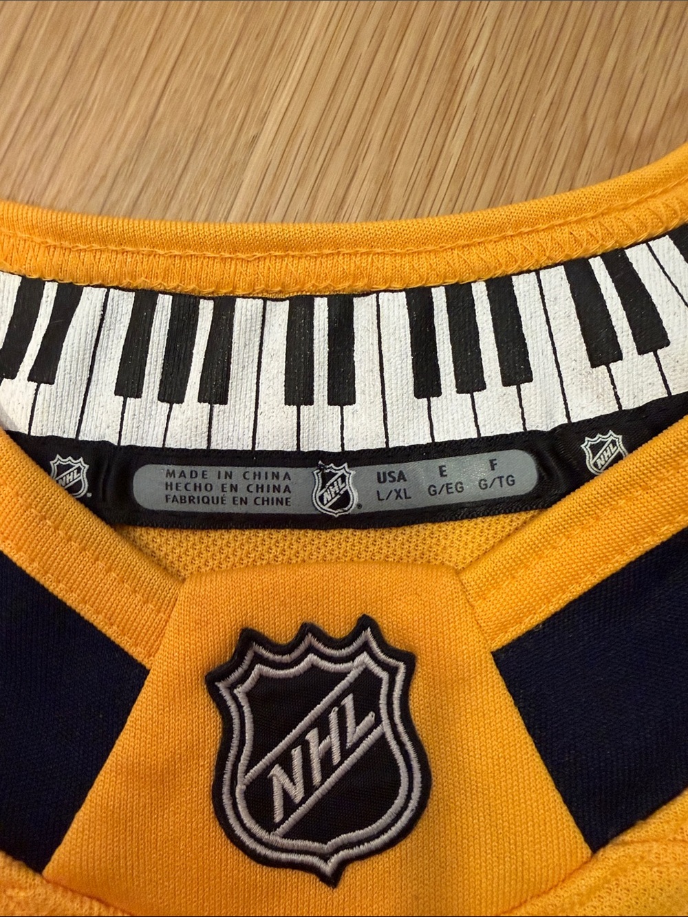 Predators jersey - Picture 3 of 5
